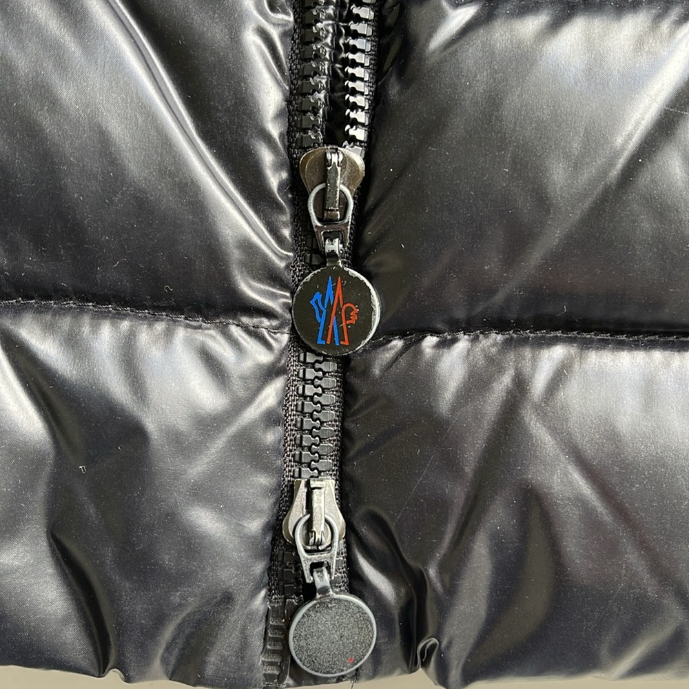 Authentic Moncler Shiny Black Puffer Jacket - Picture 7 of 13